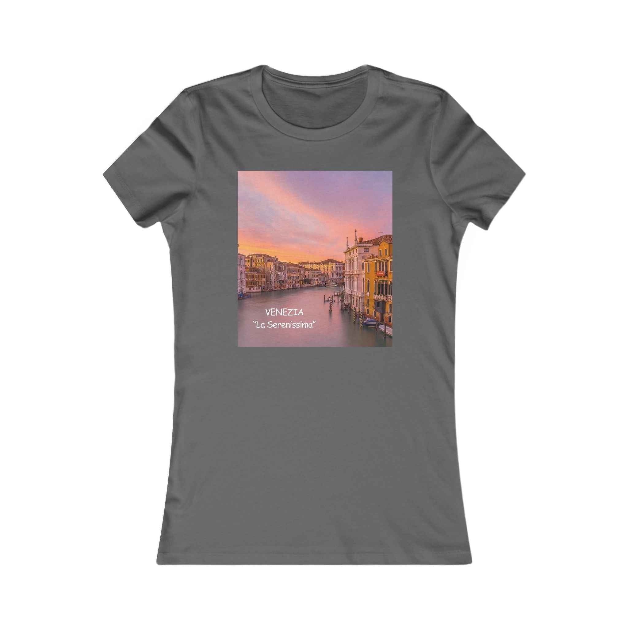 Venice Sunset Canal Women's Tee — Travel Graphic Shirt